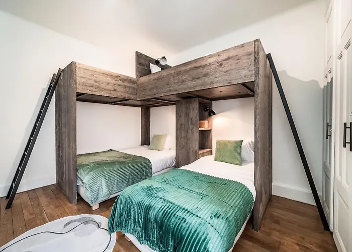 Brina - By Emerald * 샤모니